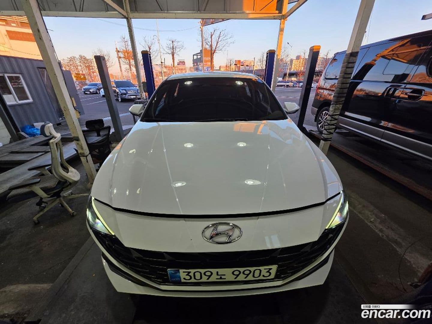 Main__Slider__Photo:AVANTE Hyundai 2022.10-0