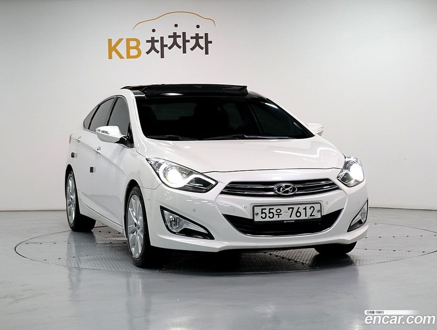 Main__Slider__Photo:i40 Hyundai 2012.3-0