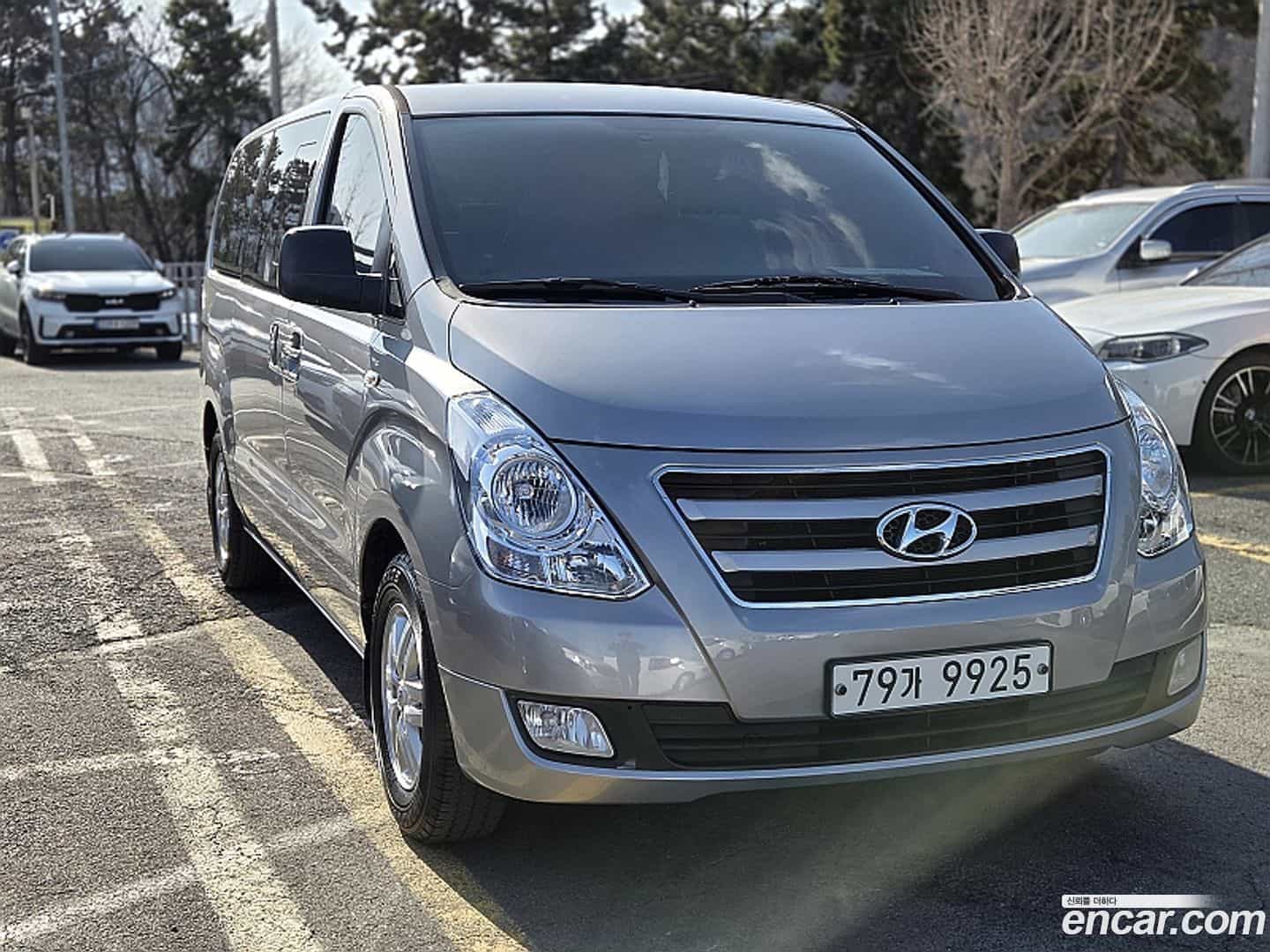 Starex Hyundai 2017.2-OUTER-001