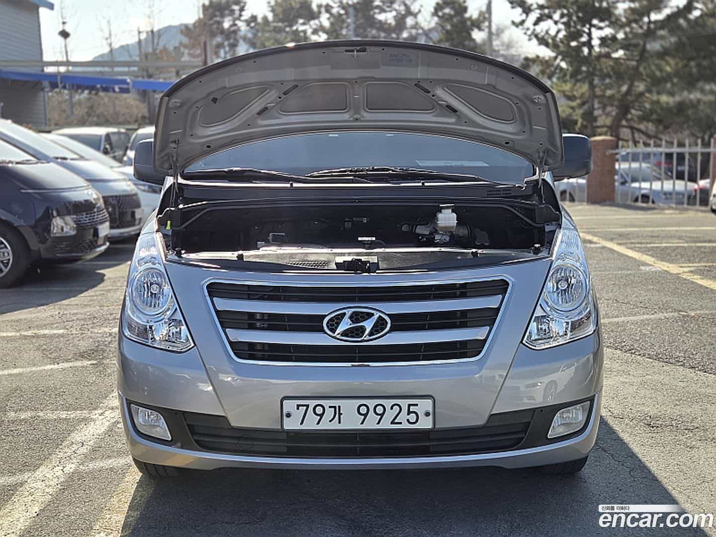 Starex Hyundai 2017.2-OPTION-015