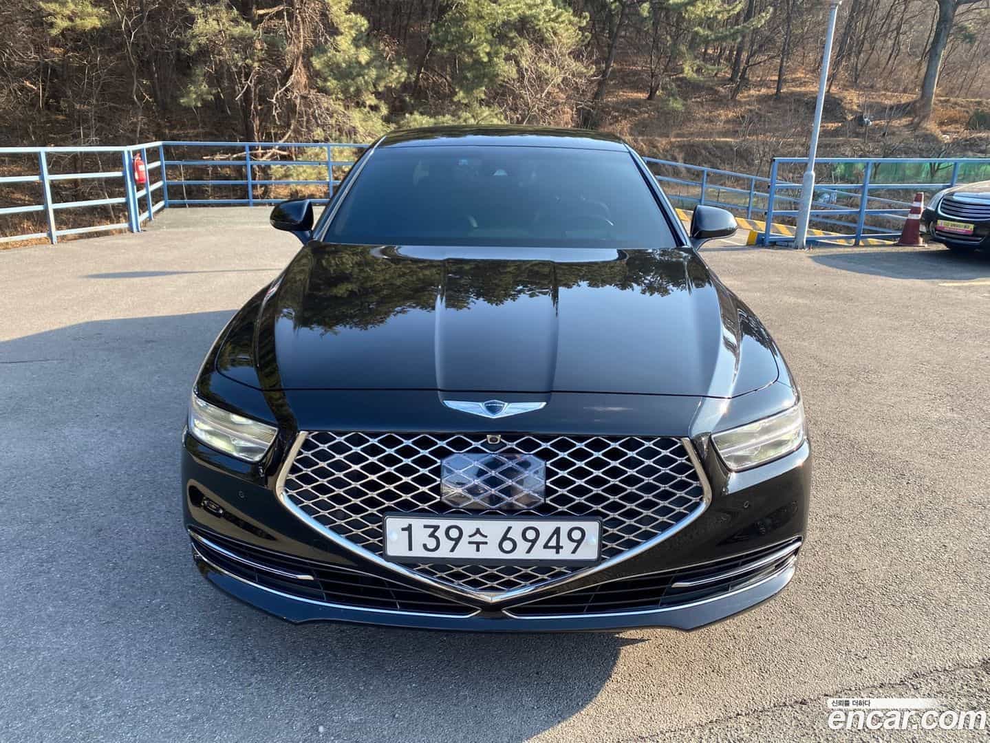 G90 Genesis 2019.4-OUTER-001