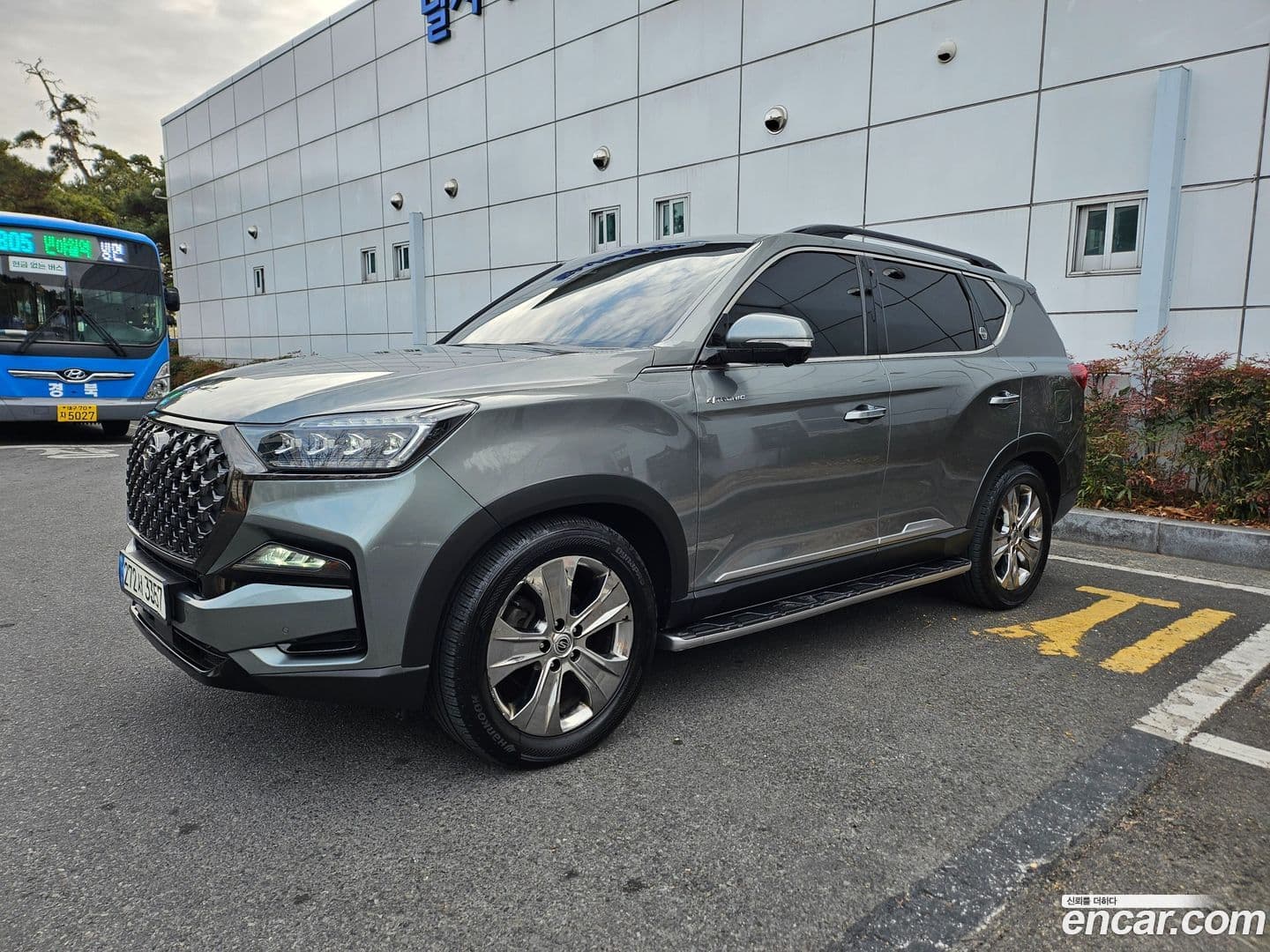 Main__Slider__Photo:Rexton KG Mobility 2022.5-0