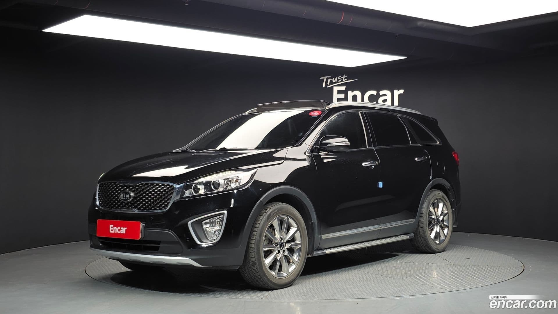 Main__Slider__Photo:Sorento Kia 2015.4-0