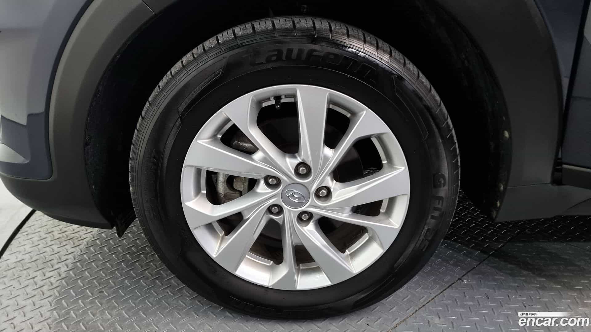 Tucson Hyundai 2018.10-OUTER-005