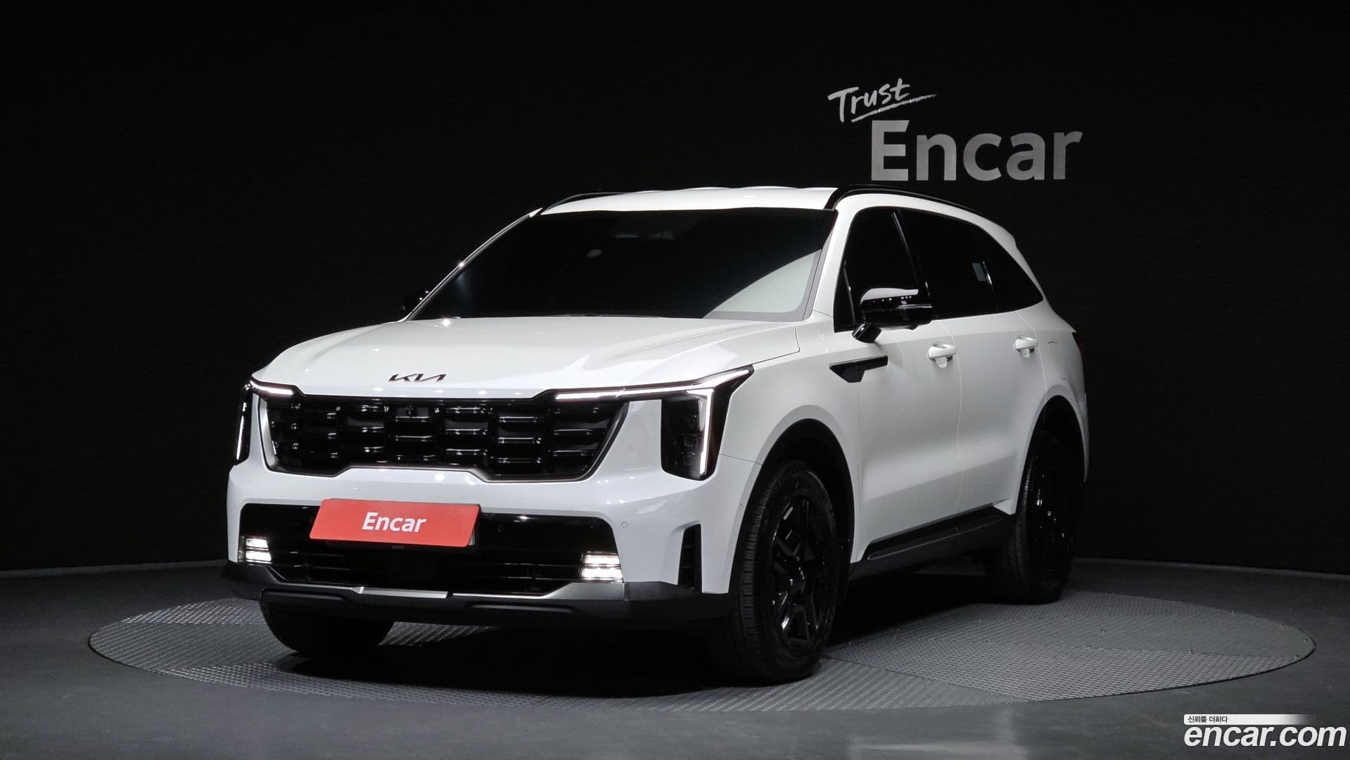 Main__Slider__Photo:Sorento Kia 2024.5-0