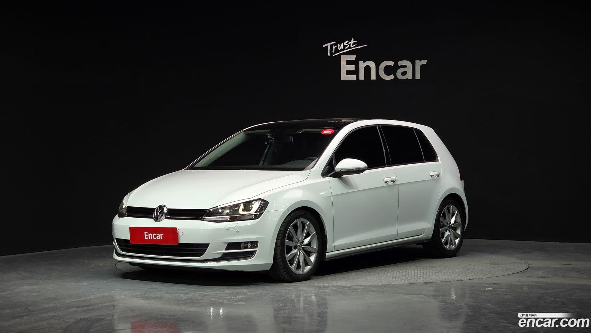 Main__Slider__Photo:Golf Volkswagen 2015.3-0