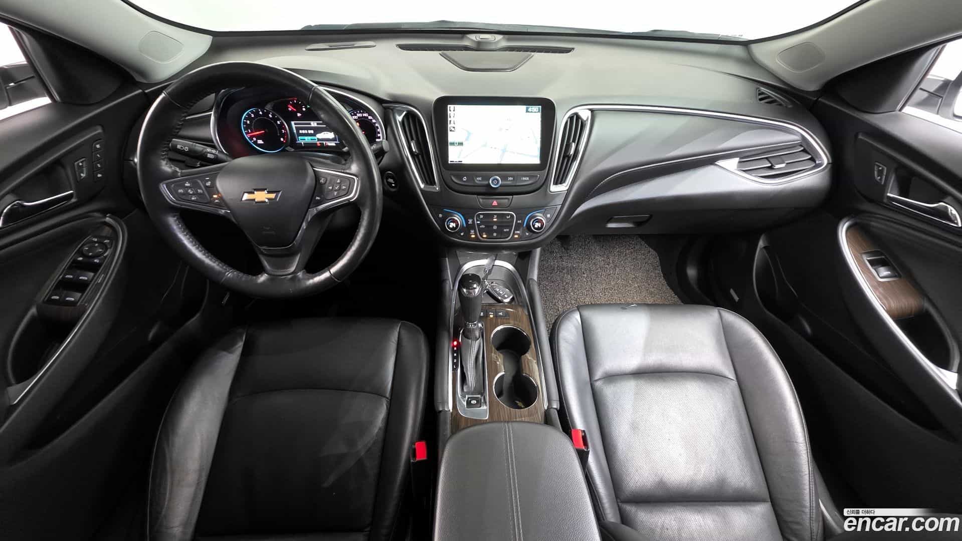Malibu Chevrolet 2018.9-INNER-007