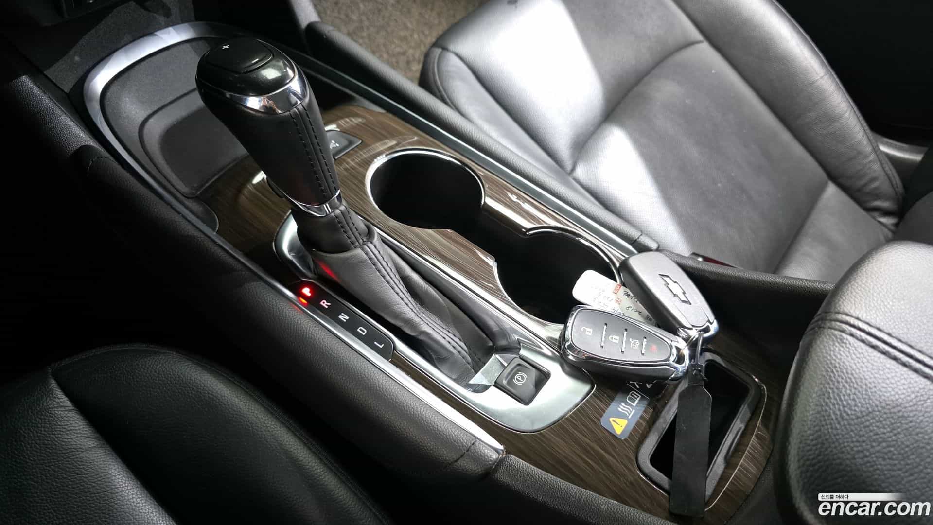 Malibu Chevrolet 2018.9-INNER-009