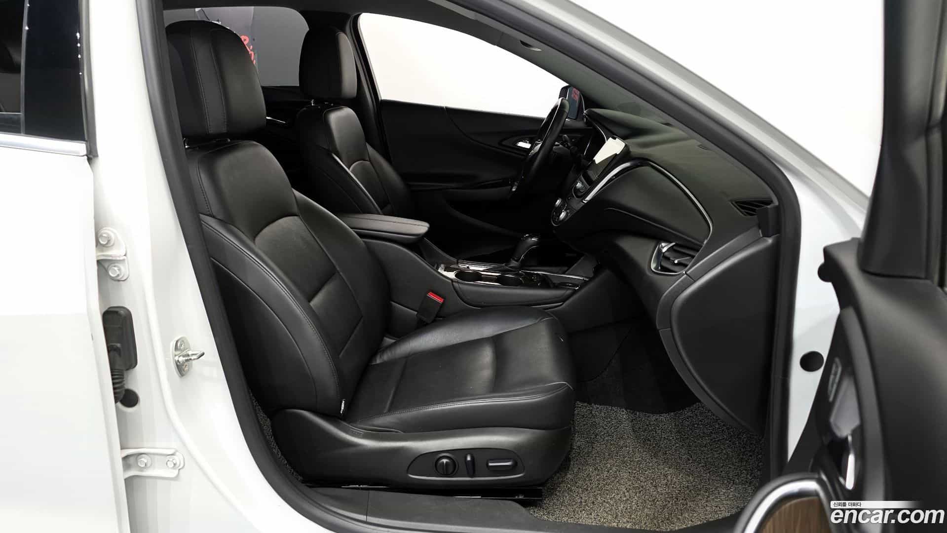 Malibu Chevrolet 2018.9-OPTION-015