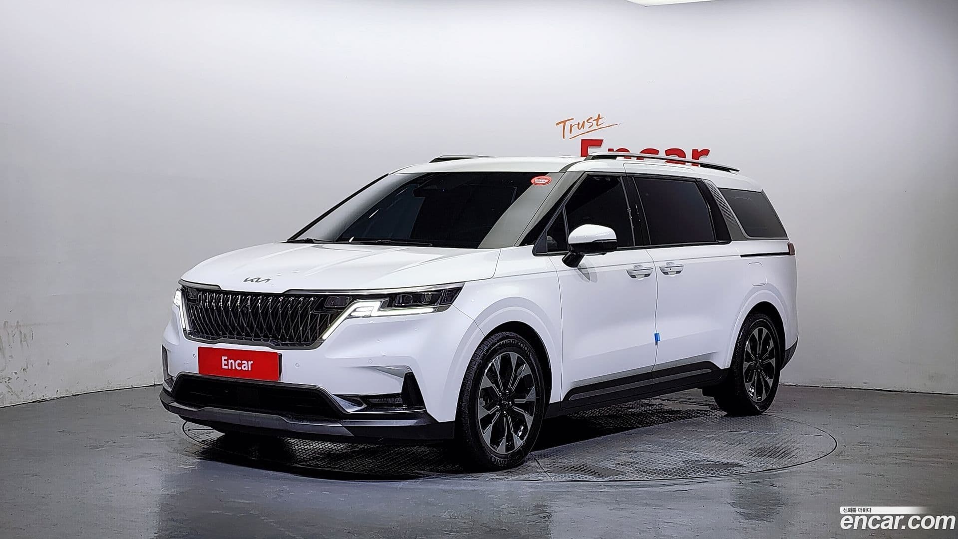 Main__Slider__Photo:Canival Kia 2021.7-0