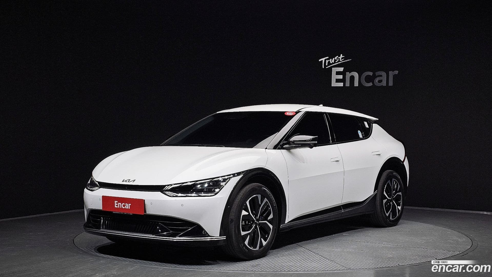 Main__Slider__Photo:EV6 Kia 2024.4-0