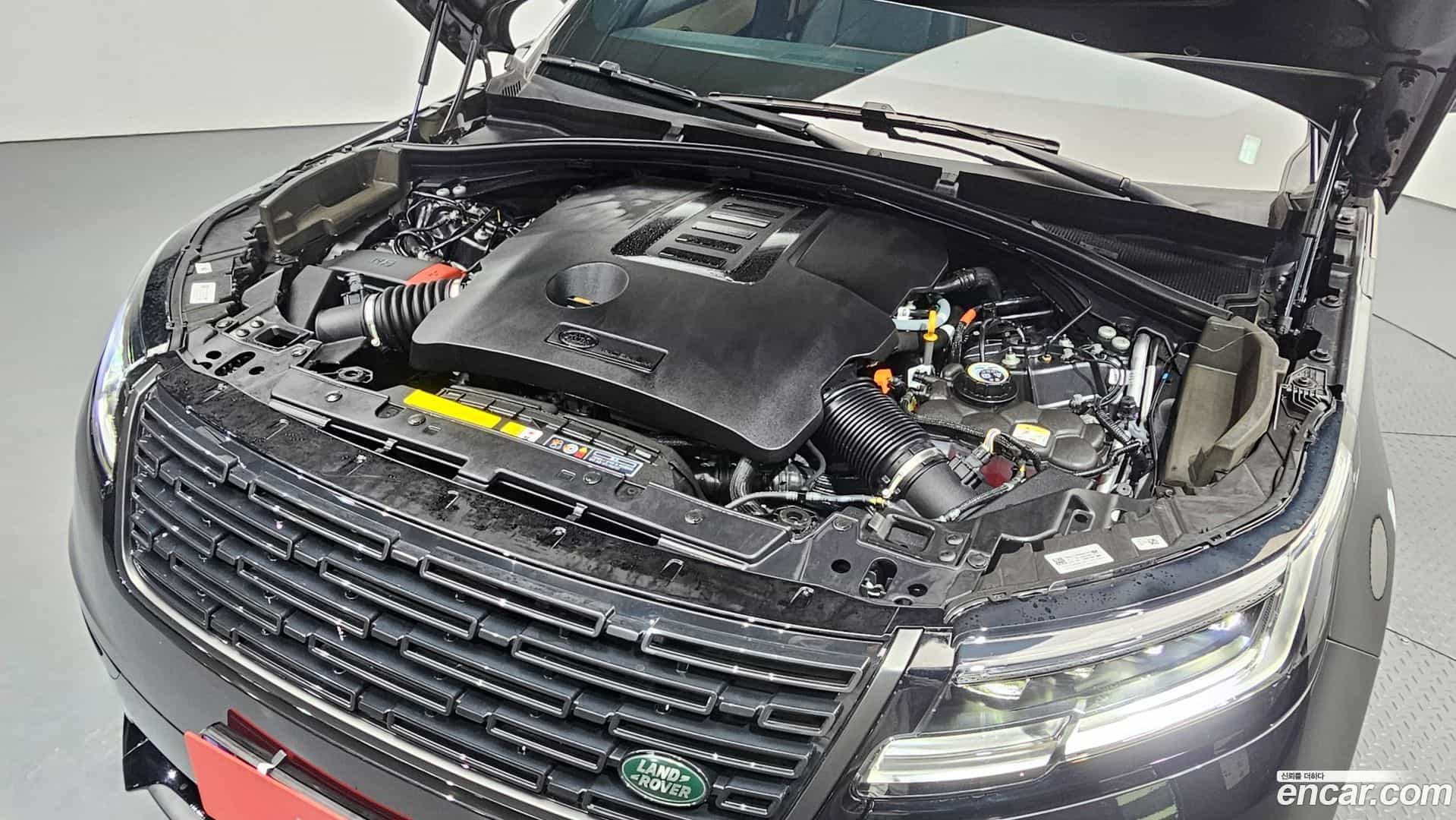Range Rover Velar Land Rover 2025.1-INNER-006