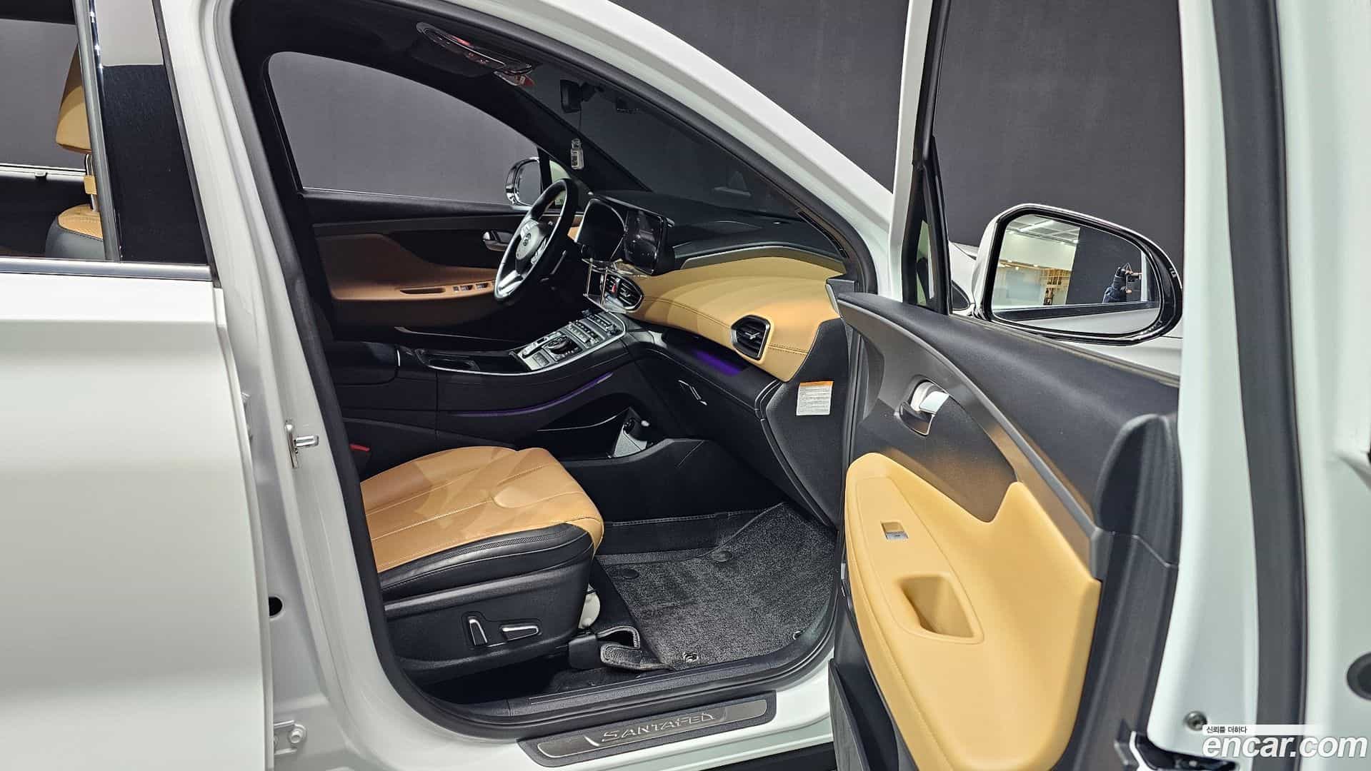 Santafe Hyundai 2023.2-INNER-010