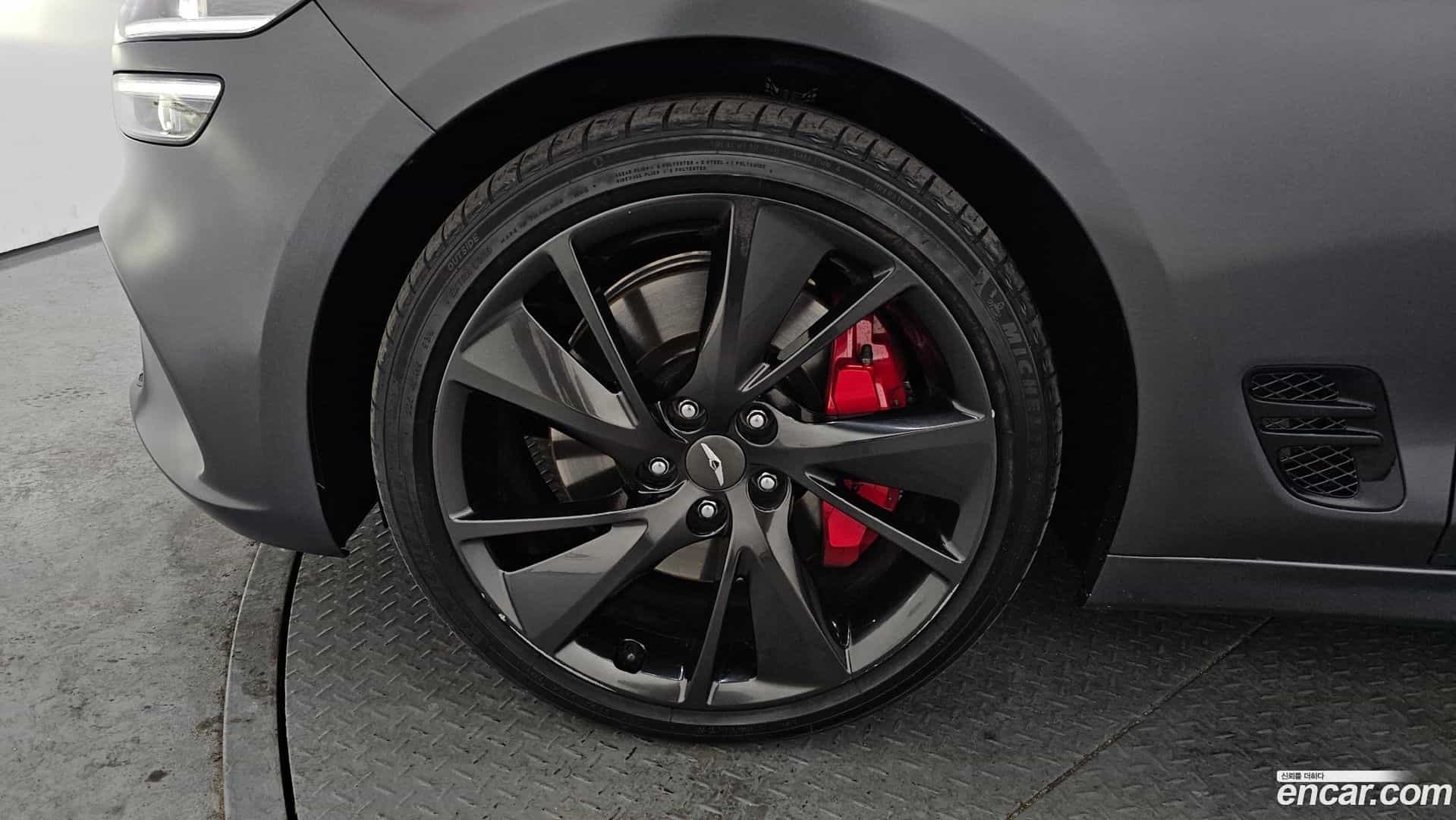 G70 Genesis 2020.11-OUTER-005