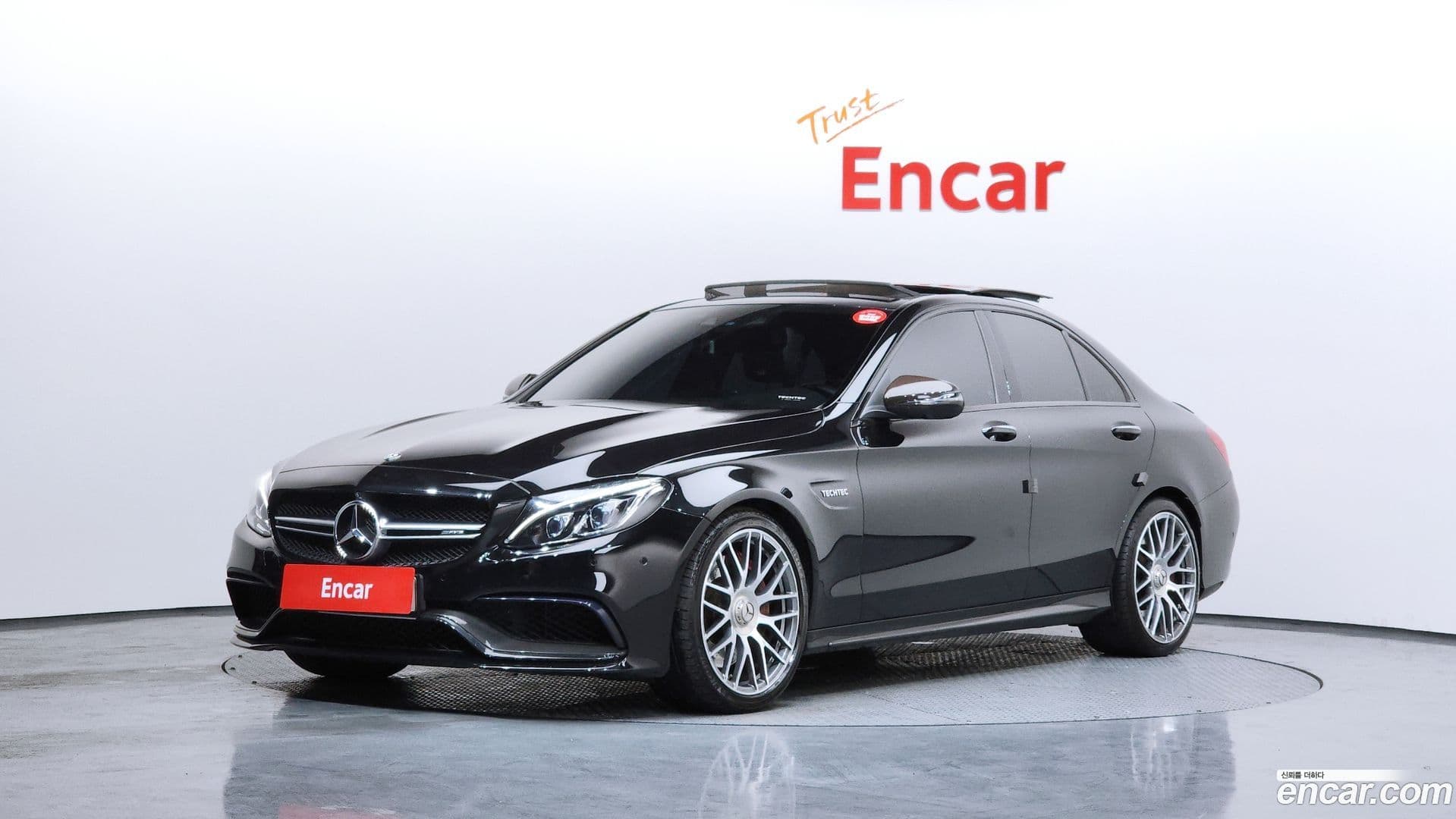 Main__Slider__Photo:C-Class Mercedes-Benz 2017.2-0