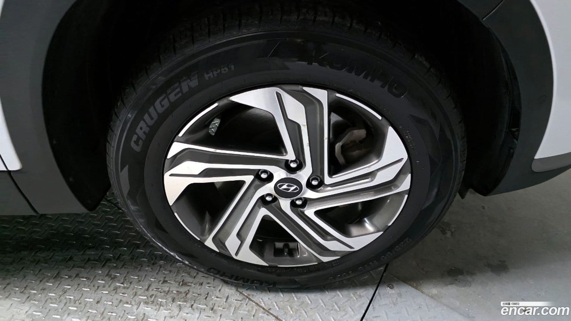 Main__Slider__Photo:Santafe Hyundai 2021.3-4