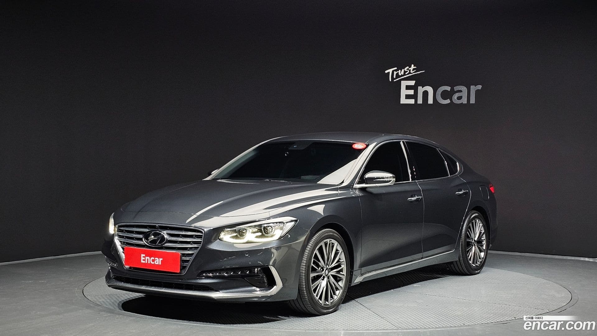 Main__Slider__Photo:Grandeur Hyundai 2017.7-0