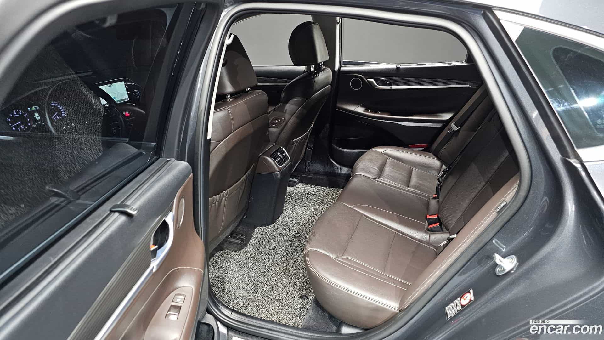 Grandeur Hyundai 2017.7-OPTION-015