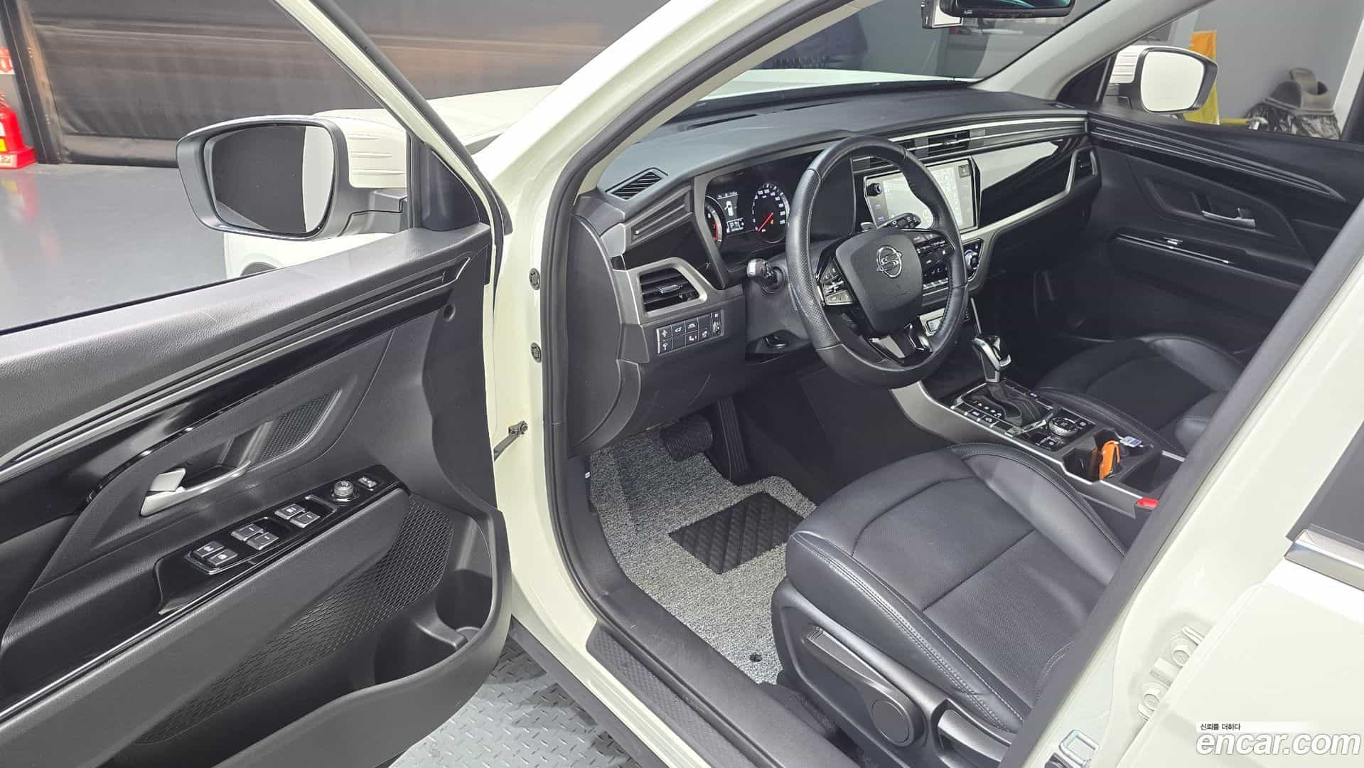 KORANDO KG Mobility 2020.11-INNER-010