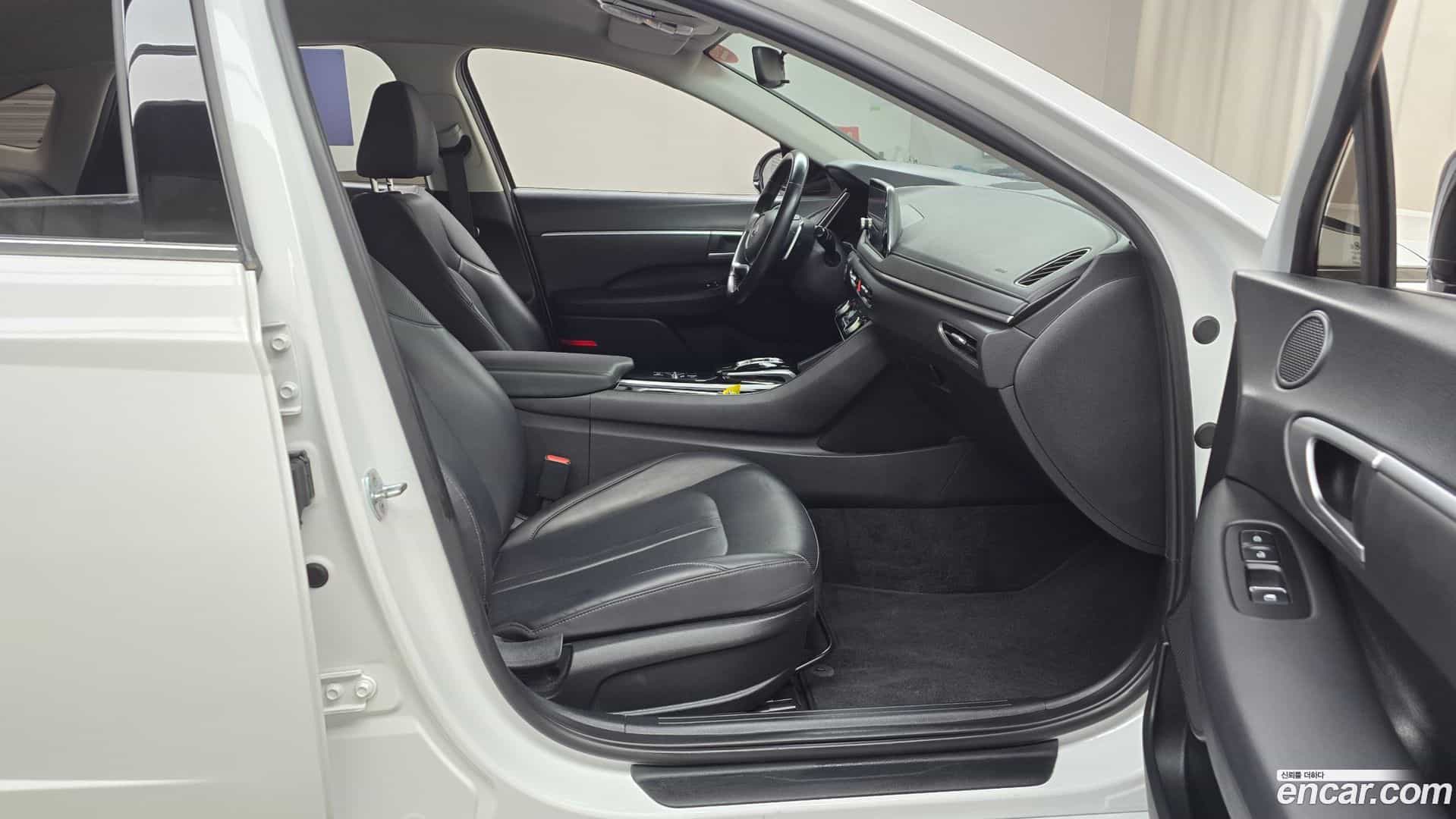 Sonata Hyundai 2022.3-OPTION-015