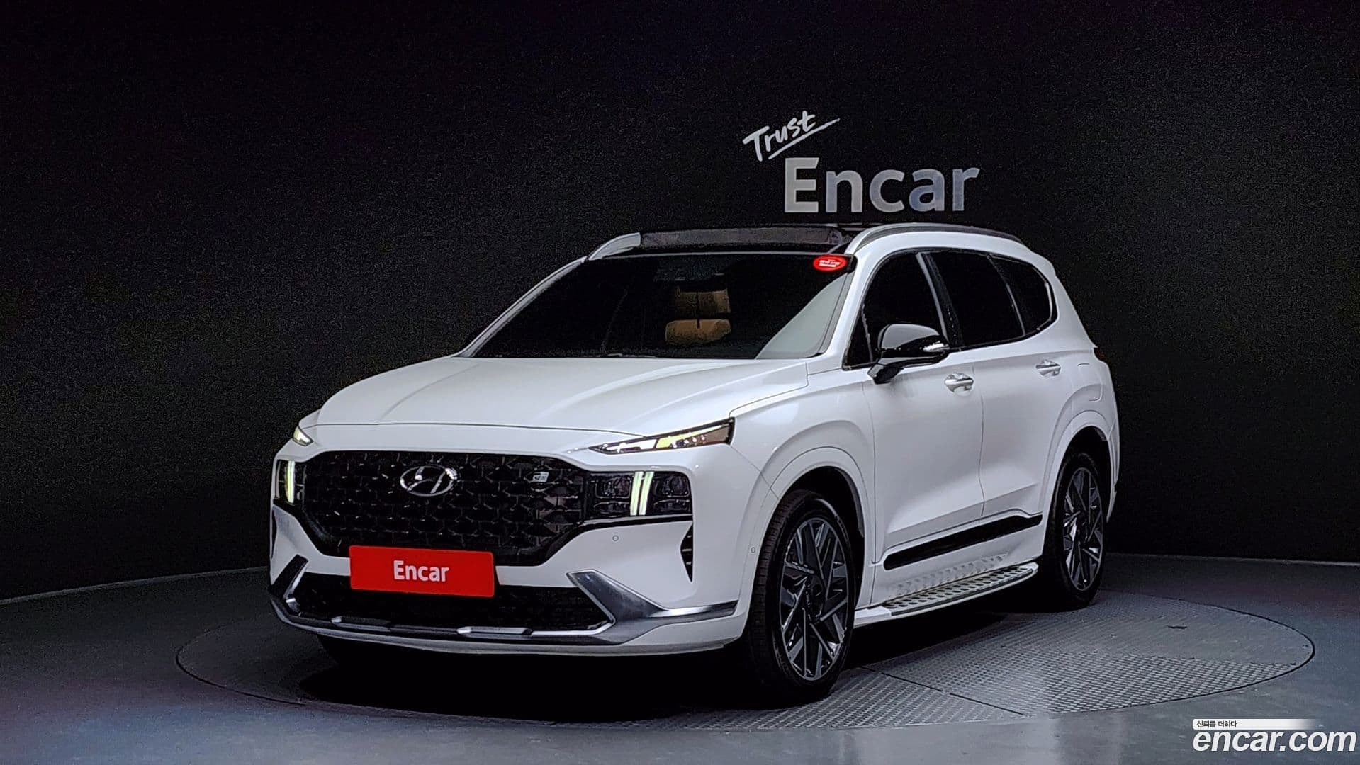 Main__Slider__Photo:Santafe Hyundai 2021.2-0