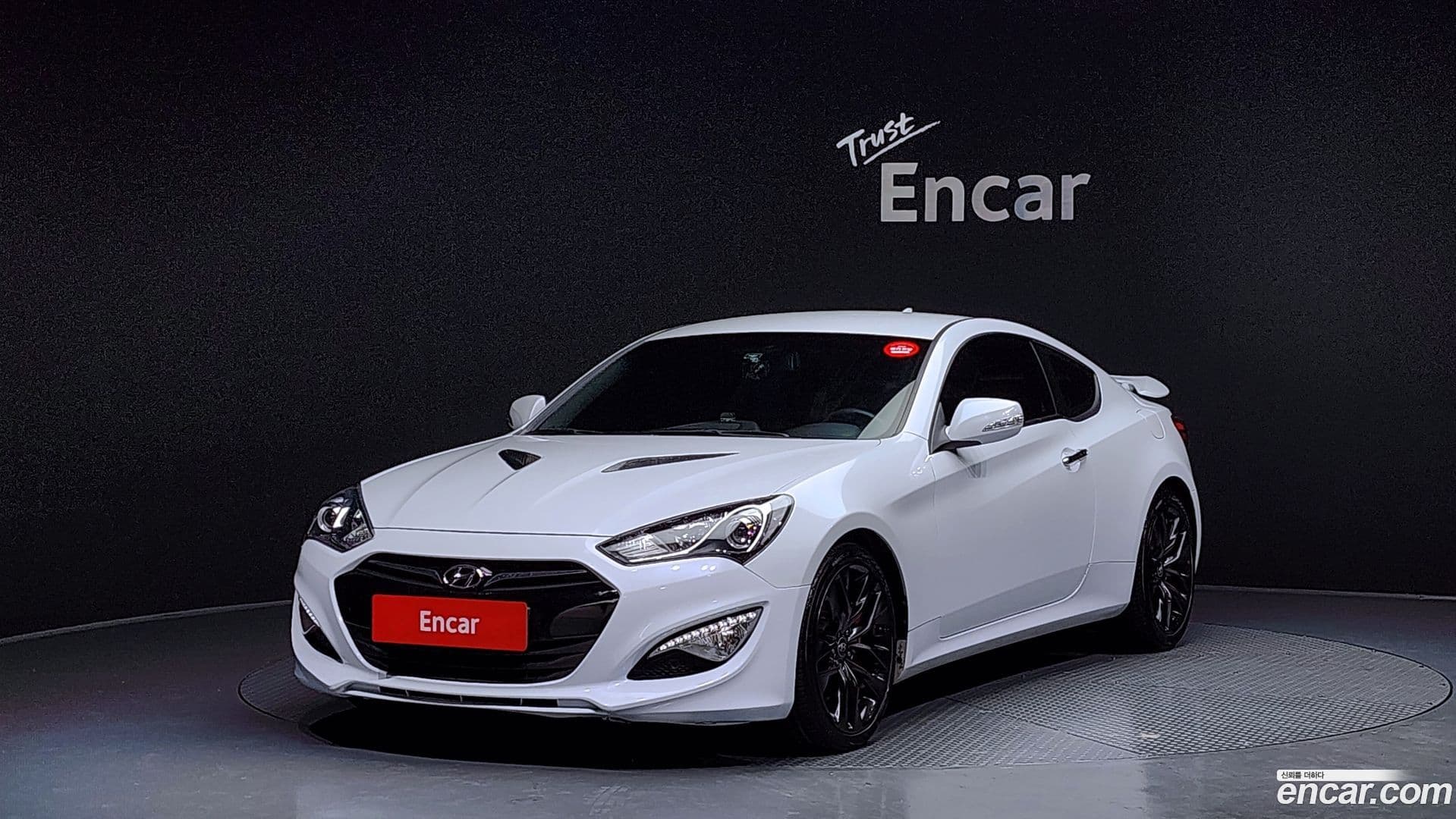 Main__Slider__Photo:Genesis Hyundai 2016.0-0
