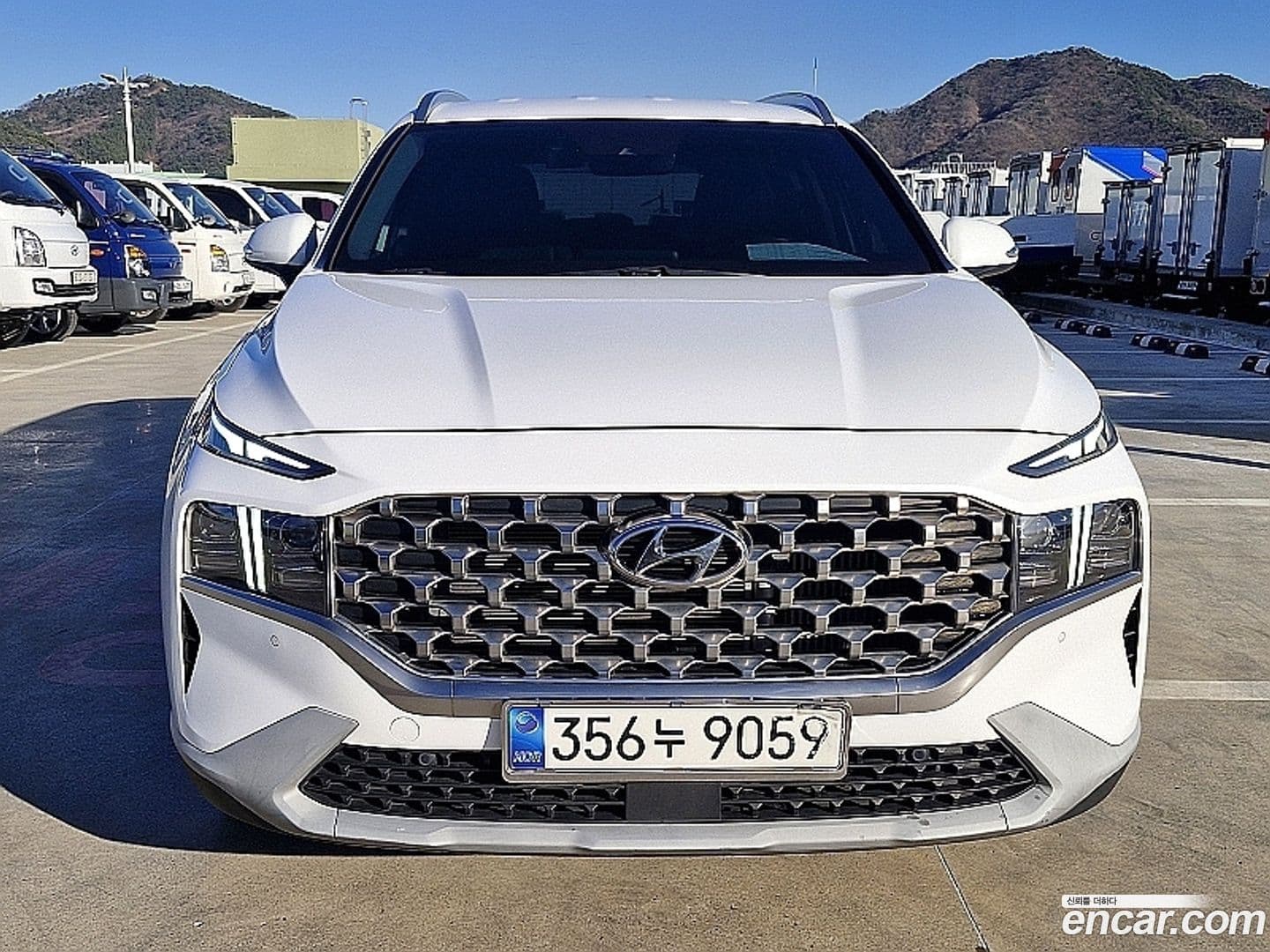 Main__Slider__Photo:Santafe Hyundai 2021.9-0