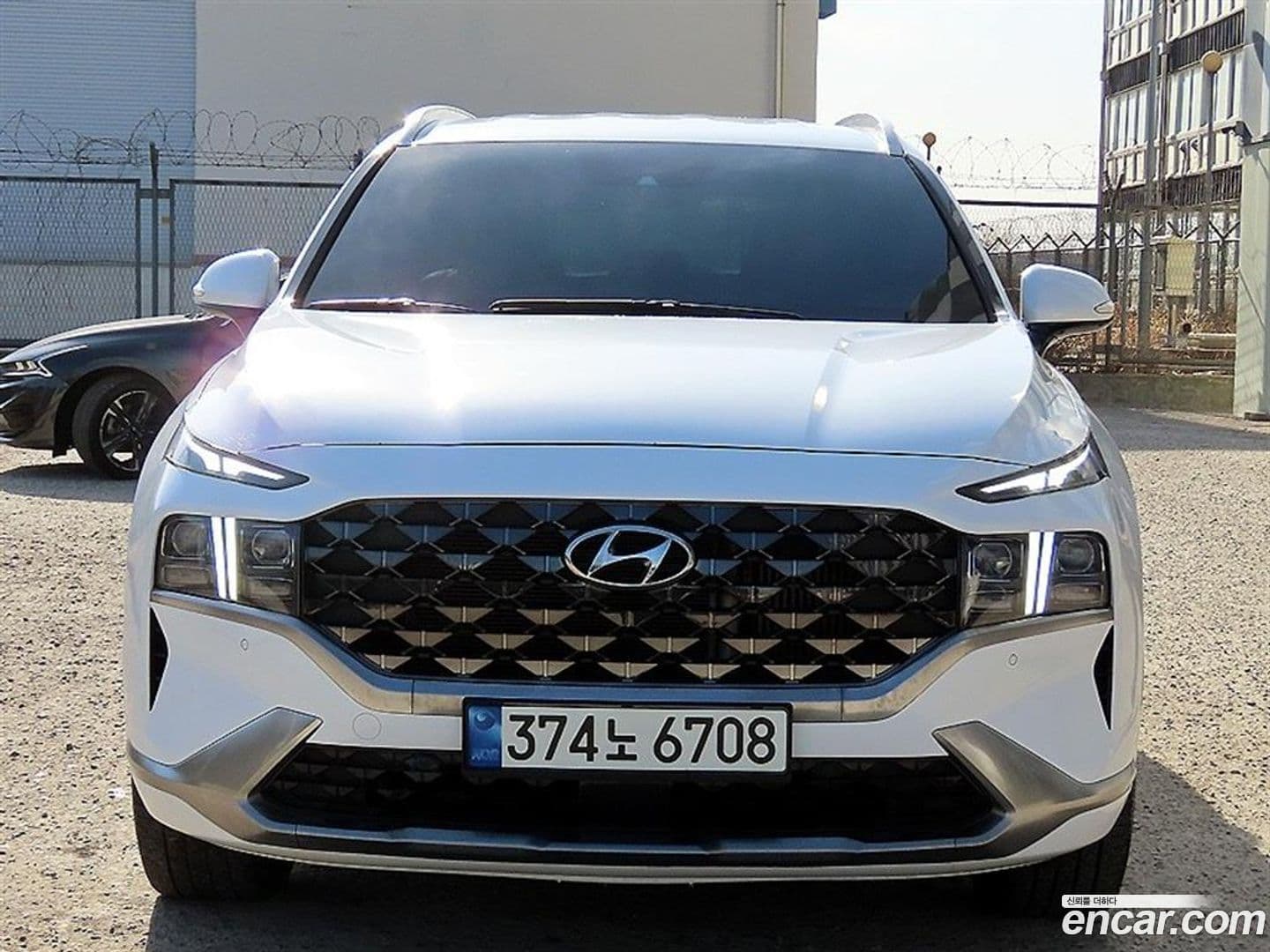 Main__Slider__Photo:Santafe Hyundai 2022.5-0