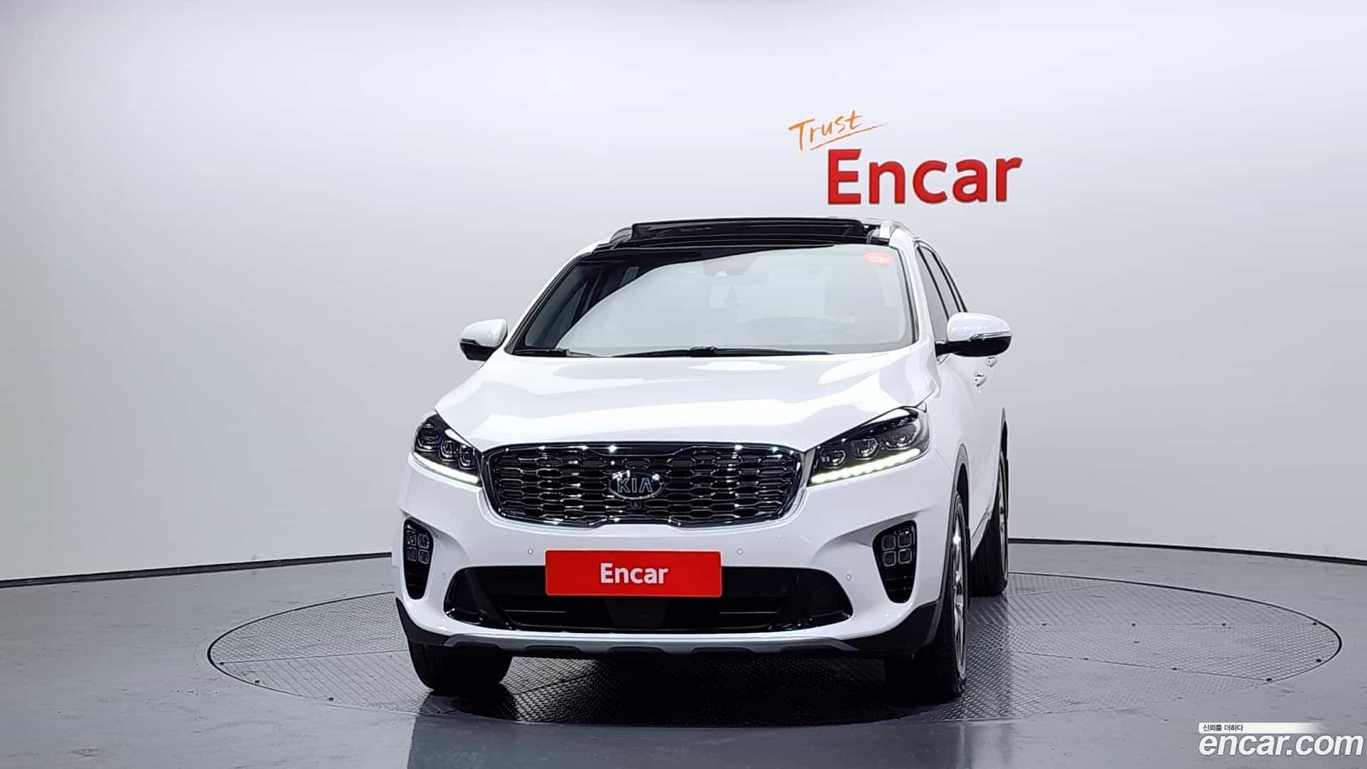 Sorento Kia 2019.6-OUTER-003
