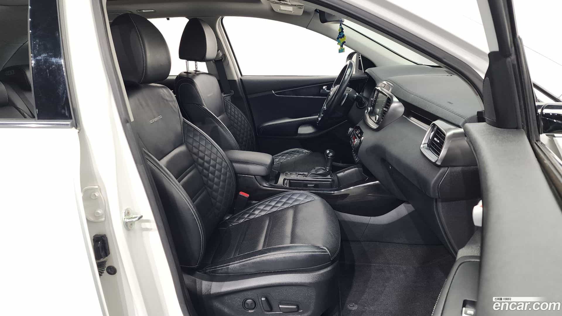 Sorento Kia 2019.6-OPTION-015