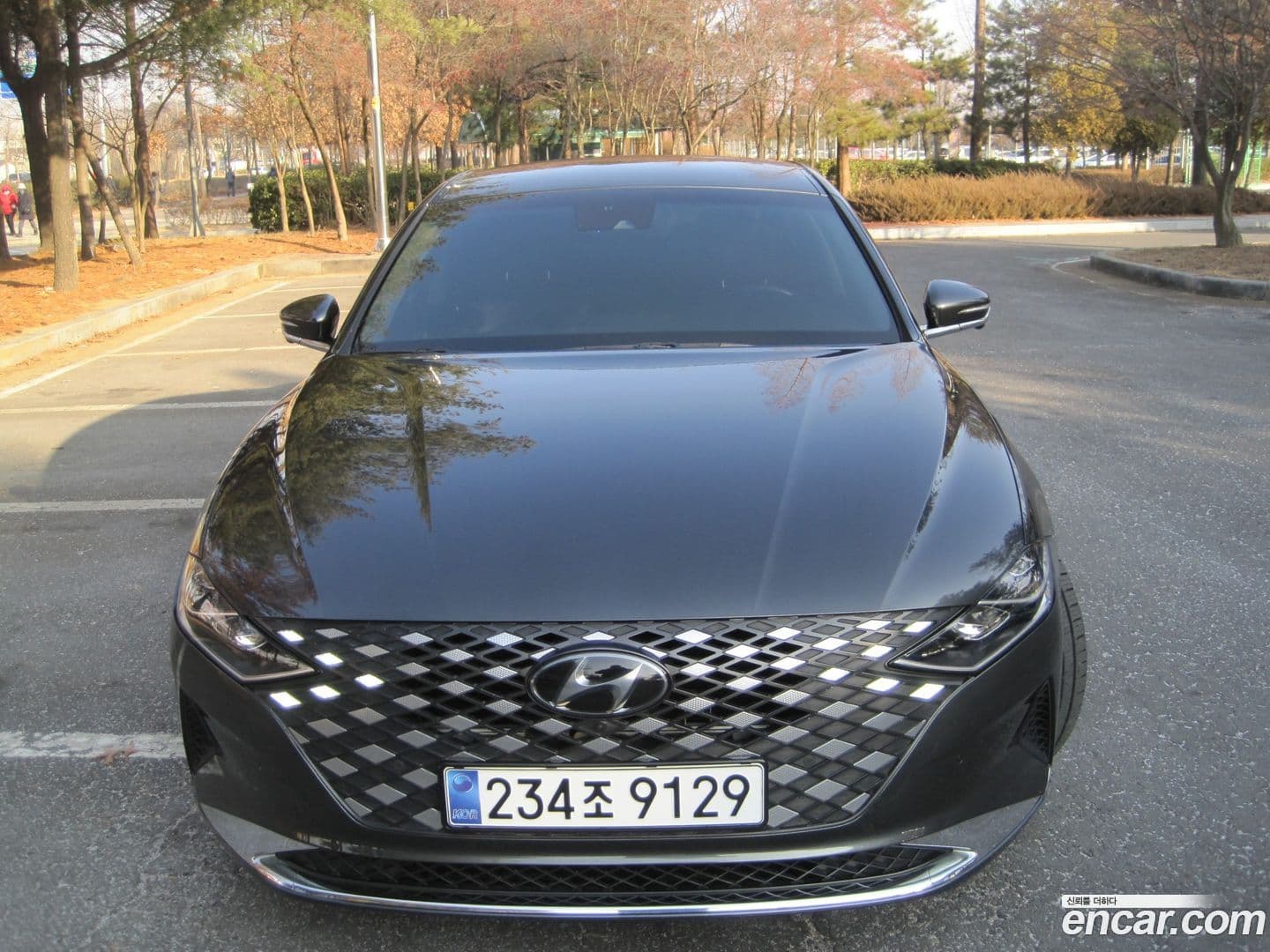 Main__Slider__Photo:Grandeur Hyundai 2020.3-0