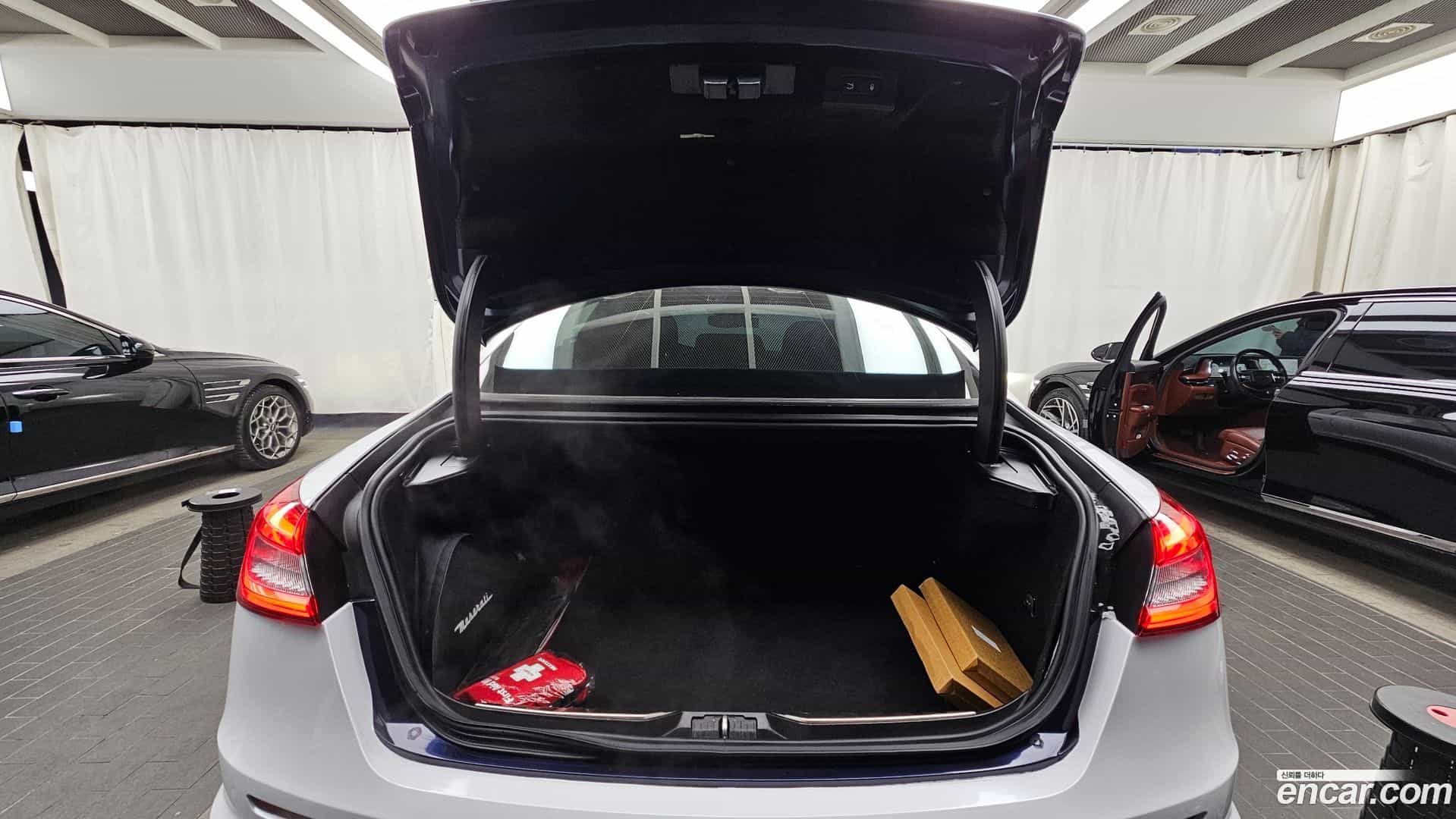 Quattroporte Maserati 2018.11-OPTION-024