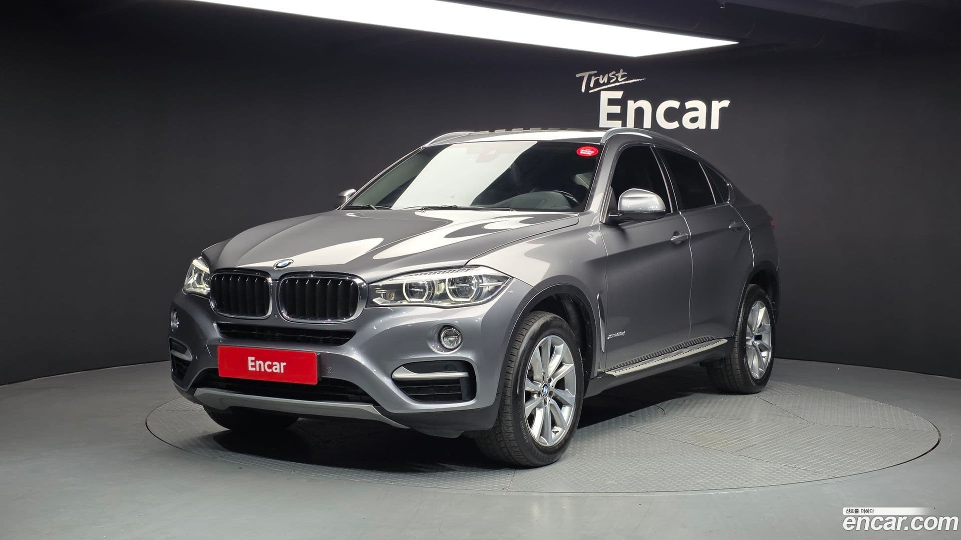 Main__Slider__Photo:X6 BMW 2017.6-0
