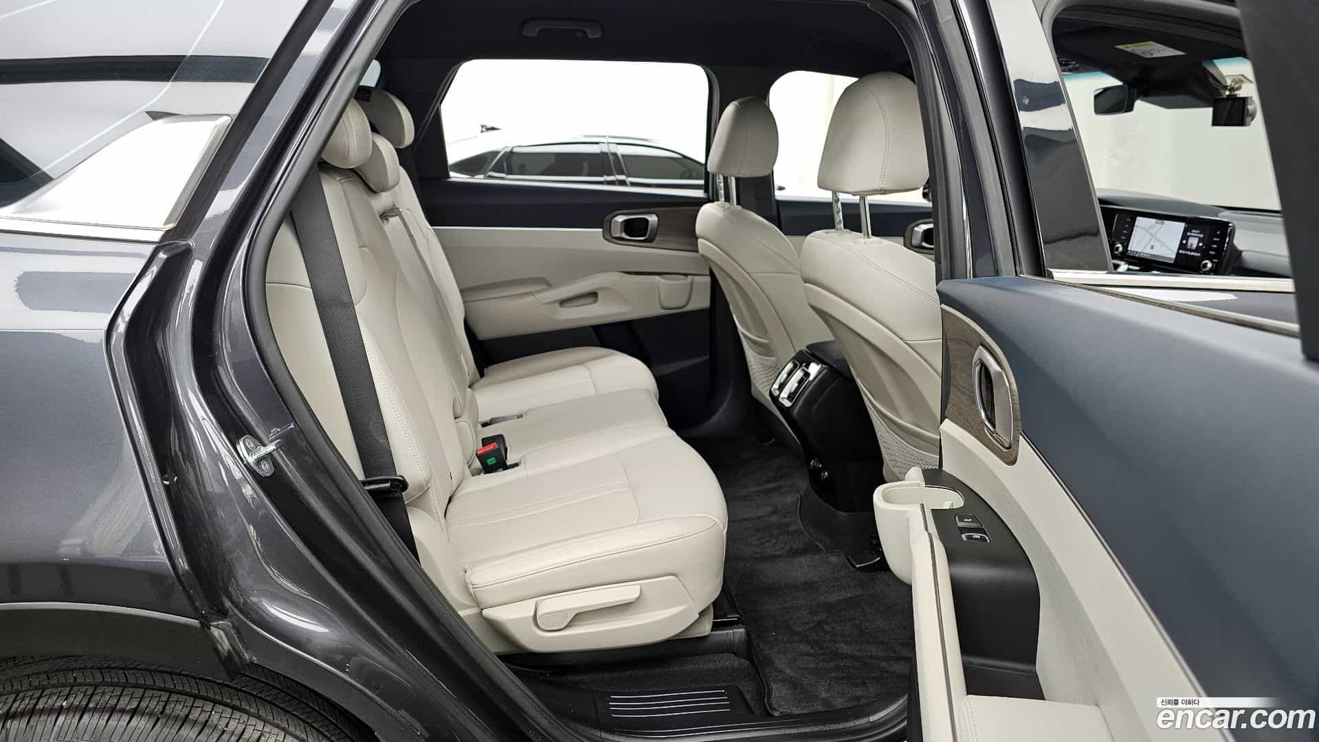 Sorento Kia 2022.0-OPTION-016