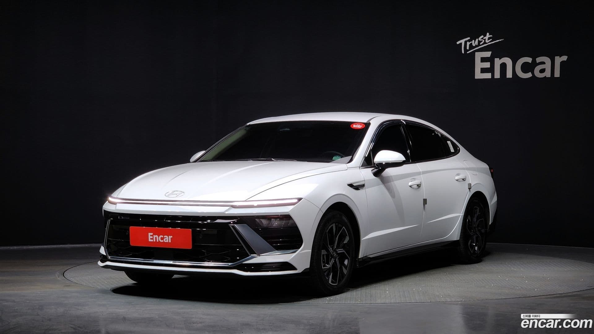 Main__Slider__Photo:Sonata Hyundai 2025.5-0