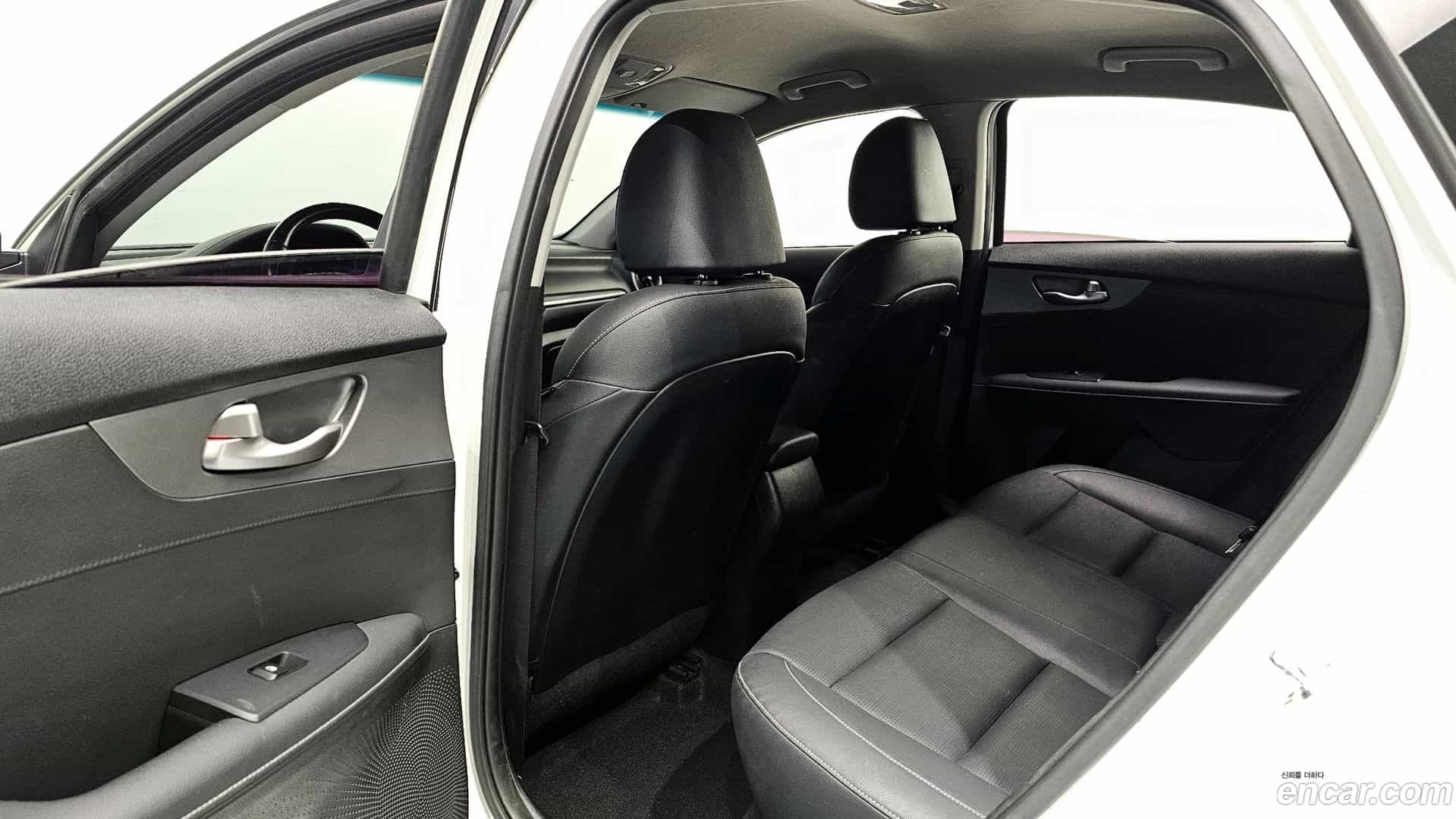 K3 Kia 2019.7-OPTION-016