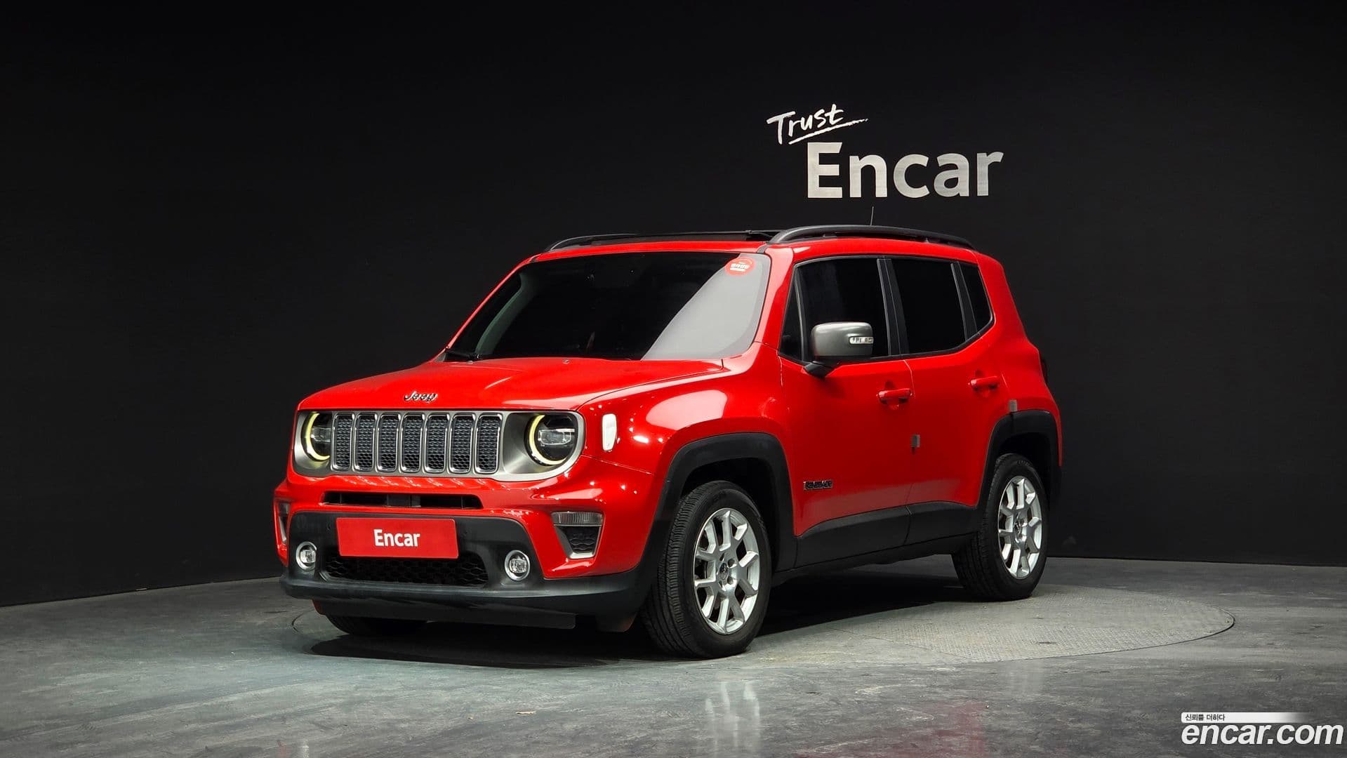 Main__Slider__Photo:Renegade Jeep 2021.4-0