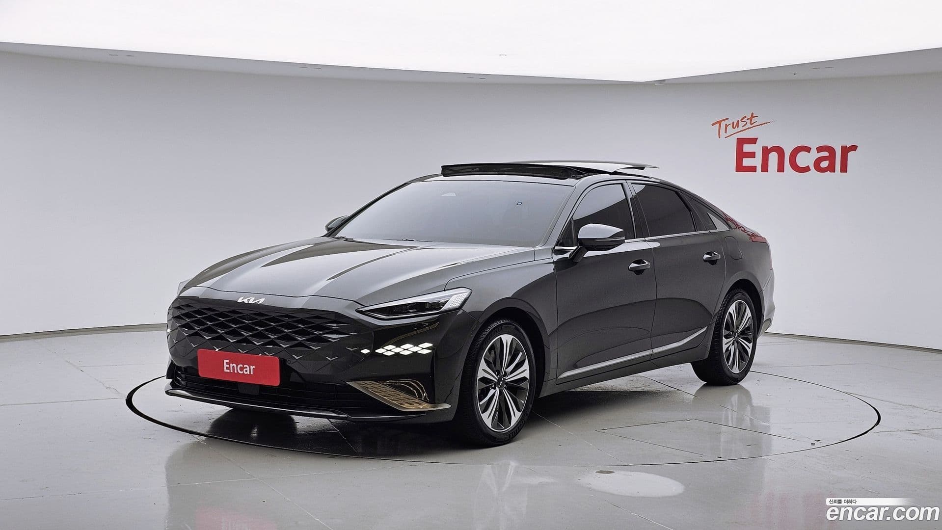 Main__Slider__Photo:K8 Kia 2022.1-0
