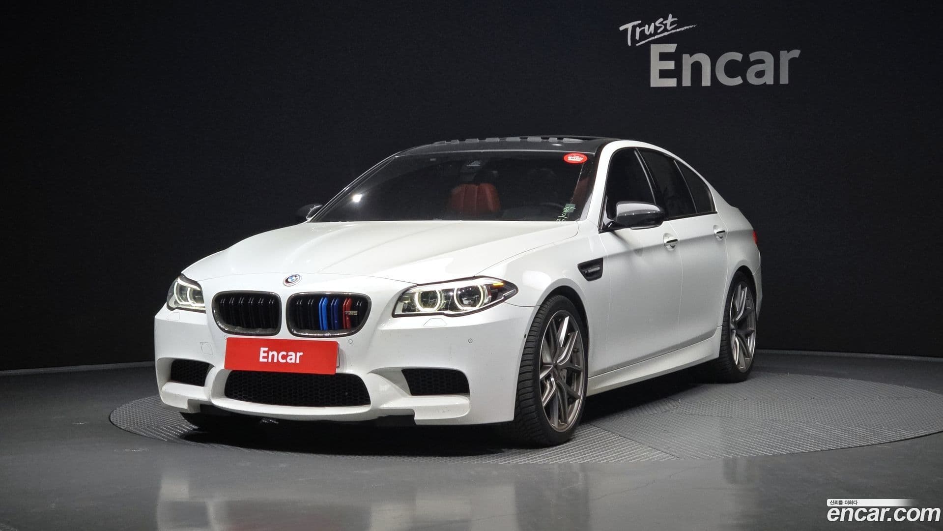 Main__Slider__Photo:M5 BMW 2016.11-0