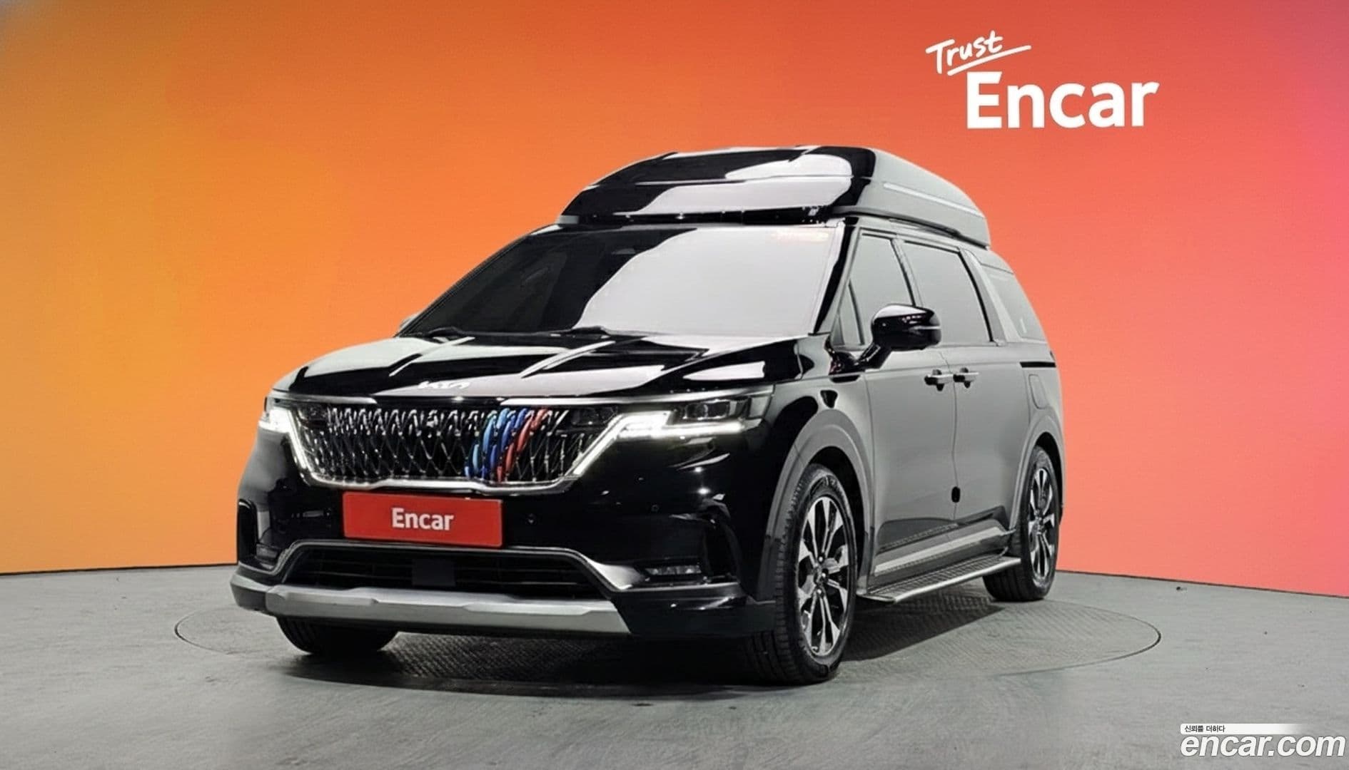 Main__Slider__Photo:Canival Kia 2022.6-0