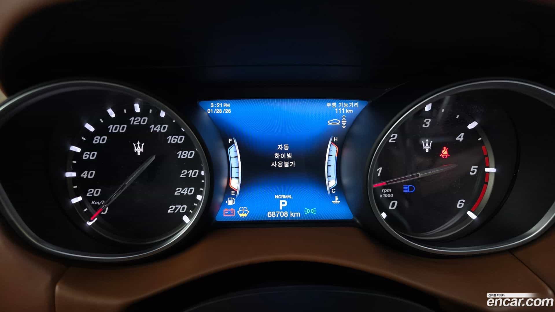 Levante Maserati 2019.6-INNER-008