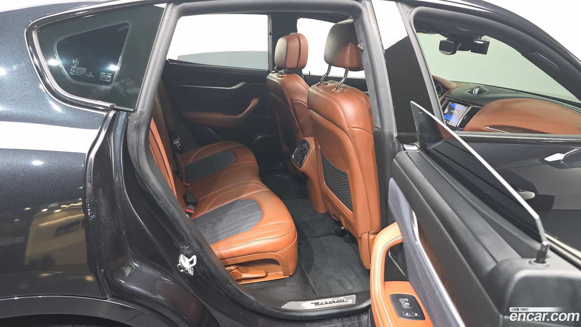 Levante Maserati 2019.6-OPTION-016