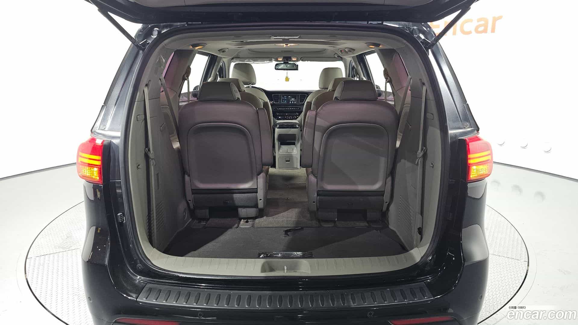 Canival Kia 2016.6-OPTION-024