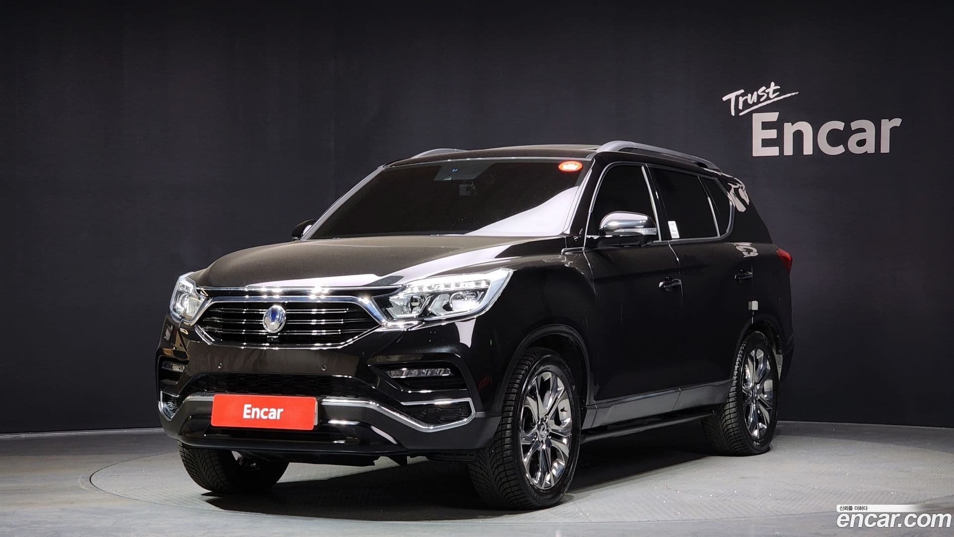 Main__Slider__Photo:Rexton KG Mobility 2017.6-0