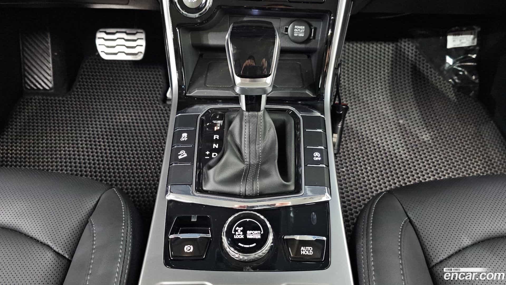 KORANDO KG Mobility 2025.3-INNER-009