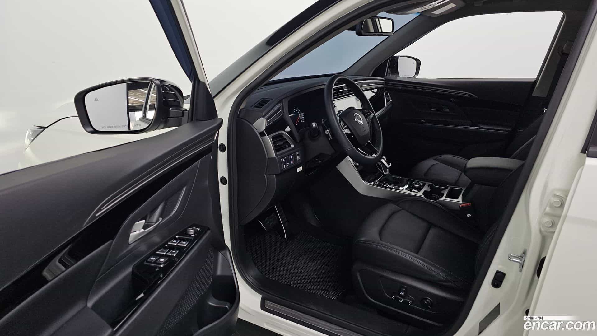 KORANDO KG Mobility 2025.3-INNER-010
