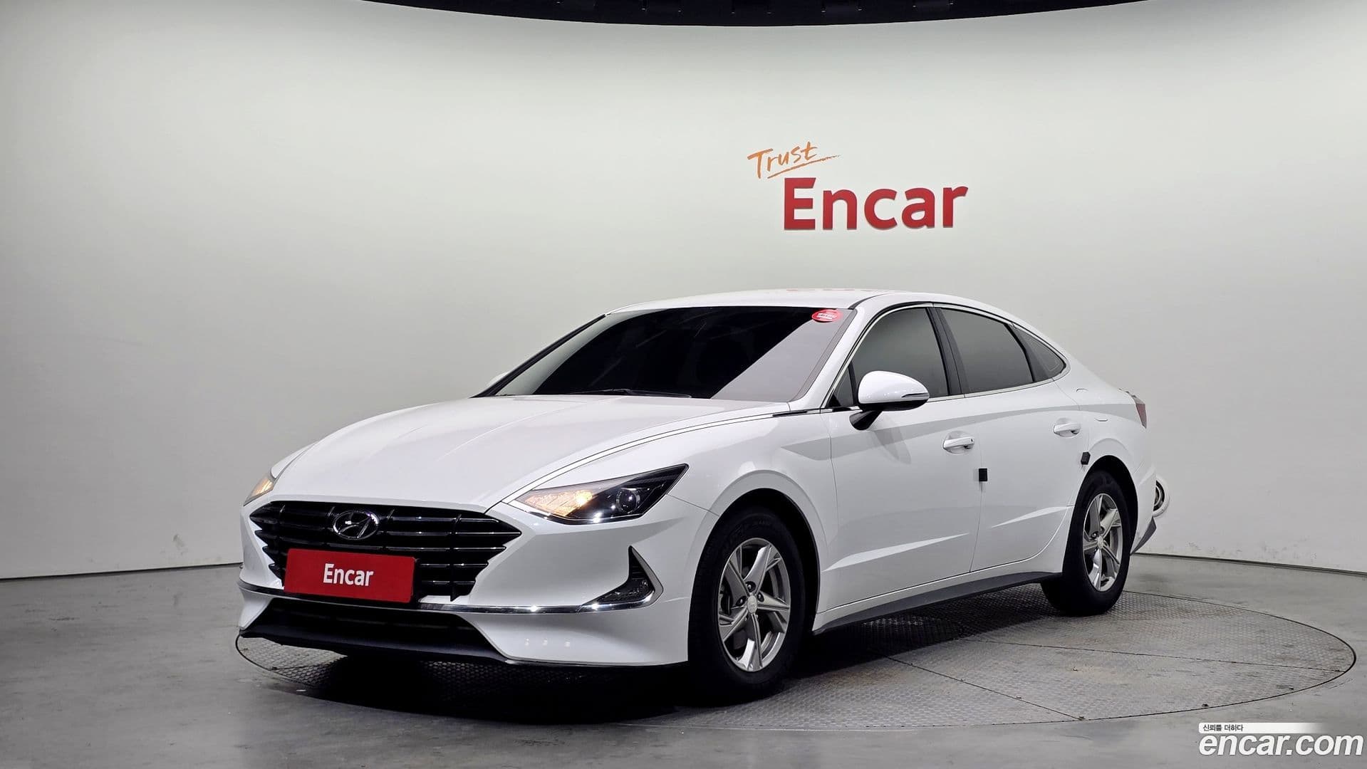 Main__Slider__Photo:Sonata Hyundai 2019.8-0
