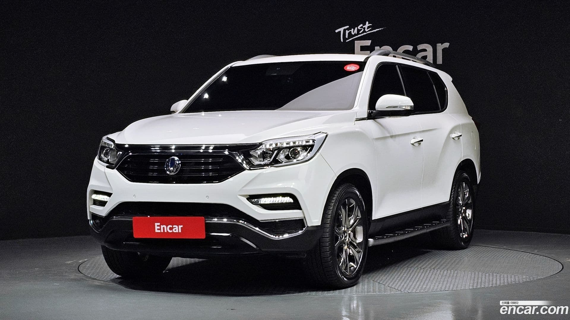 Main__Slider__Photo:Rexton KG Mobility 2017.6-0
