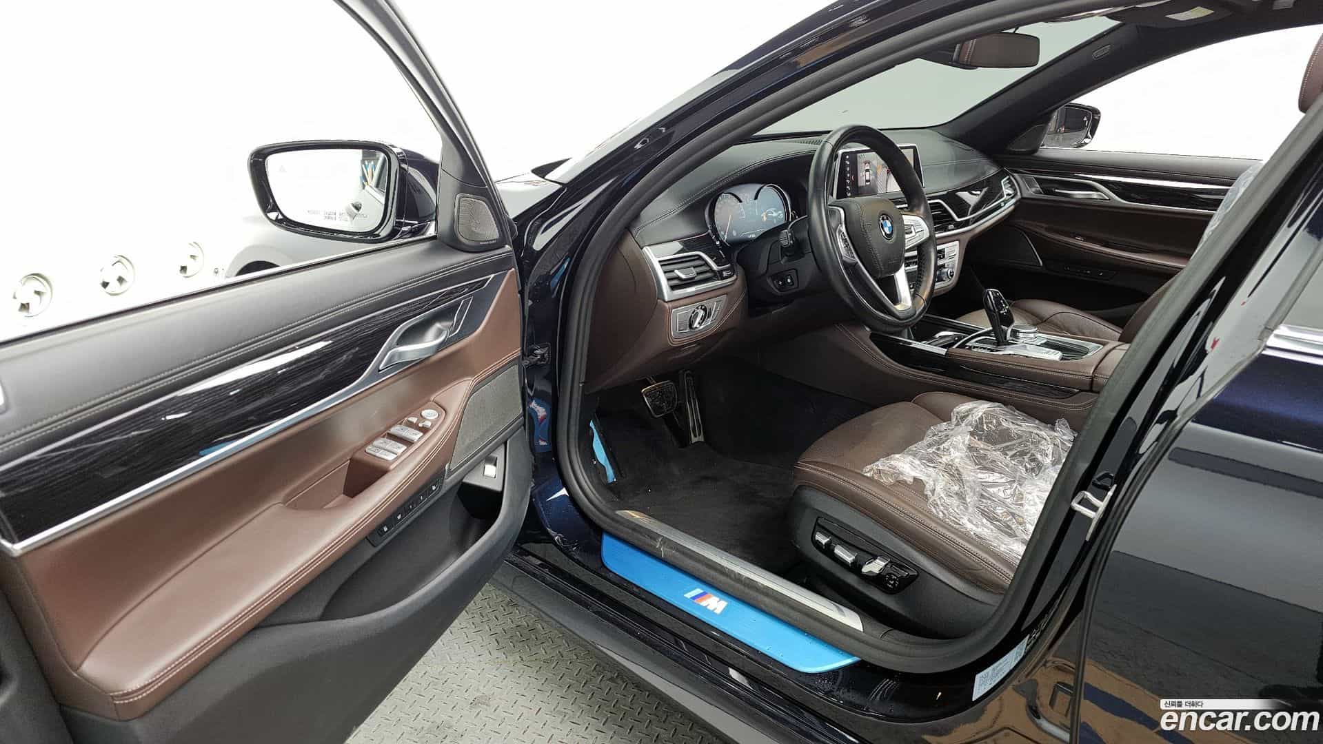 7-Series BMW 2019.2-INNER-010