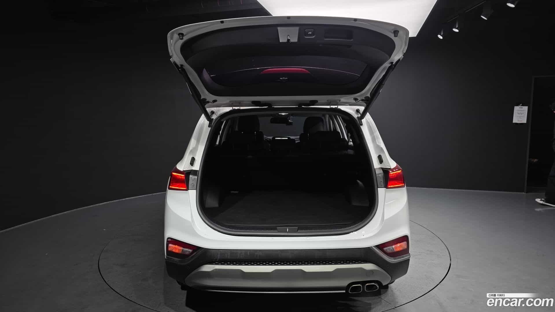 Santafe Hyundai 2018.3-OPTION-024